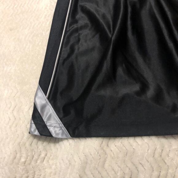 NIKE Sports Shorts Polyester Elastic Wasit Size Boys Kids L Retro Sport Athletic - Picture 4 of 7